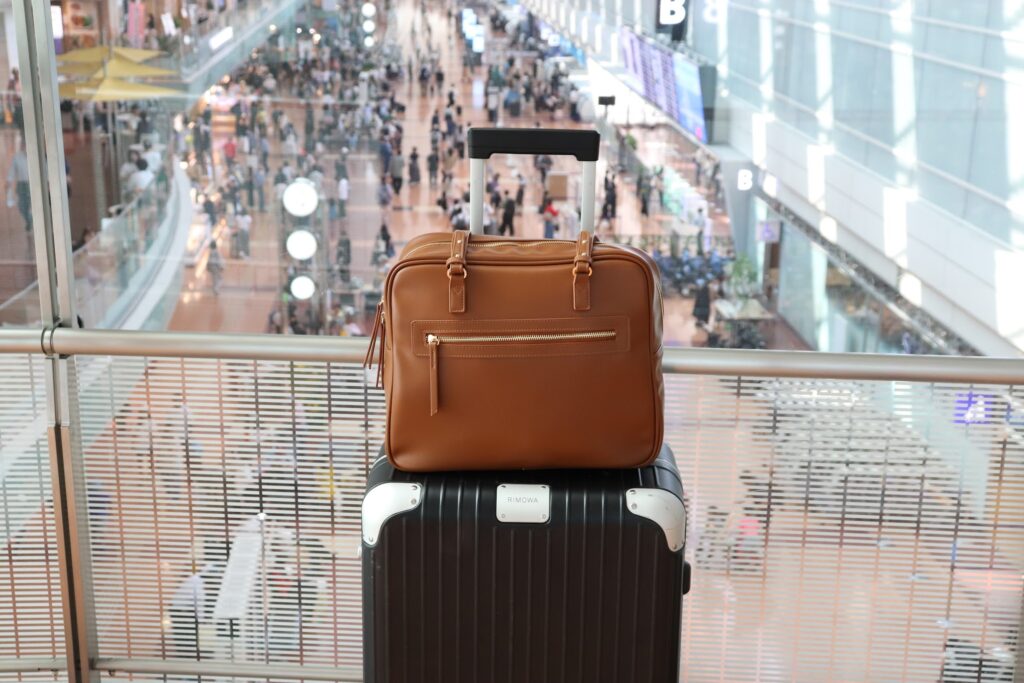 機内持ち込み バッグ レディース